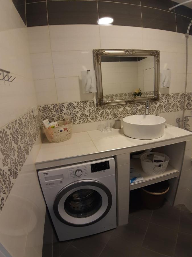 Appartment New In Center Mogilev Exterior photo